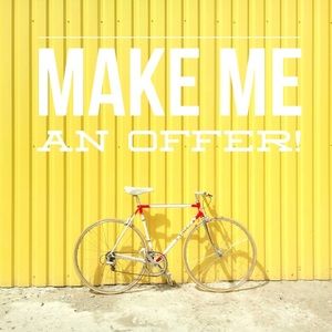 💕EVERYTHING MUST GO💕MAKE AN OFFER💕